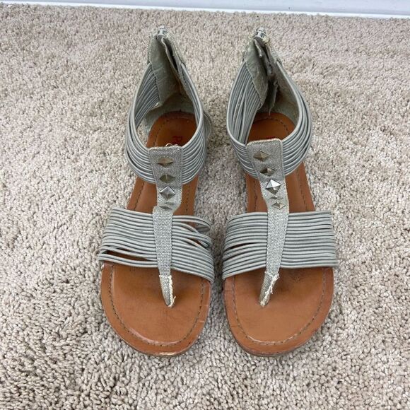 Pink & Pepper Gladiator Ankle-Strap Flats - Picture 4 of 6